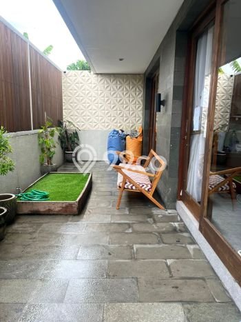 Dijual Cepat! Vila di , Ukuran 305m2m², Posisi Strategis dekat dengan berbagai kebutuhan Dijual Cepat! Vila di , Ukuran 305m2m², Posisi Strategis dekat dengan berbagai kebutuhan