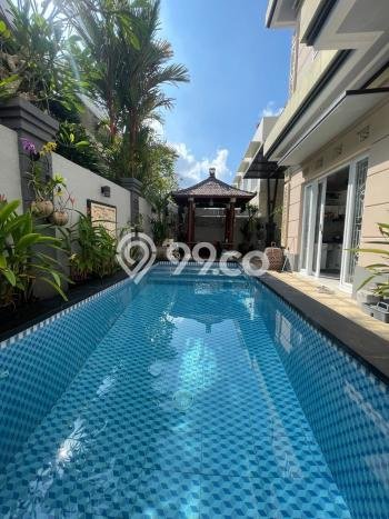 FOR SALE! Vila di , Area 200m2m², Akses Mudah Pusat Kota FOR SALE! Vila di , Area 200m2m², Akses Mudah Pusat Kota