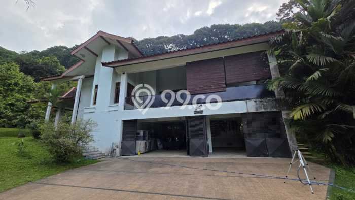 FOR SALE! Vila di Prigen, Luas 3525m2m², Akses ke Fasilitas Umum FOR SALE! Vila di Prigen, Luas 3525m2m², Akses ke Fasilitas Umum