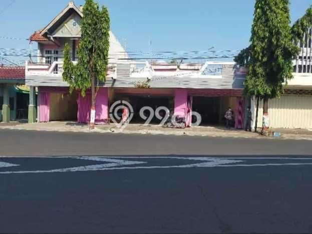 Ruko Bagus LT 419m2 LB 480m2 Dijual di Kranggan Mojokerto Ruko Bagus LT 419m2 LB 480m2 Dijual di Kranggan Mojokerto