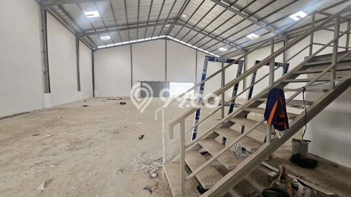 Gudang Kawasan Komersial di , Luas 219384m2m², Mainroad Gudang Kawasan Komersial di , Luas 219384m2m², Mainroad