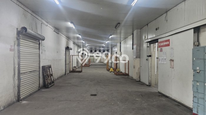 Unit Gudang Disewakan di Cikarang di Area Ramai & Strategis Unit Gudang Disewakan di Cikarang di Area Ramai & Strategis