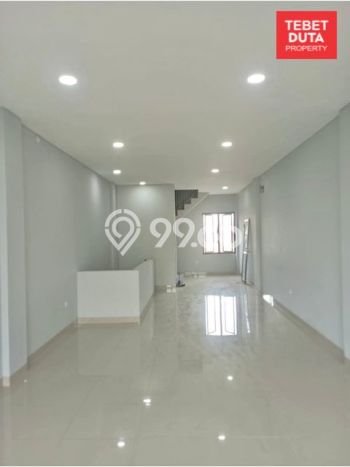 Ruko disewakan lokasi strategis Tebet Jakarta Selatan 119m2 Ruko disewakan lokasi strategis Tebet Jakarta Selatan 119m2