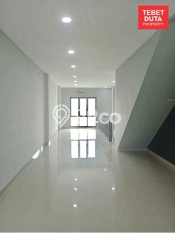 Ruko disewakan lokasi strategis Tebet Jakarta Selatan 119m2 Ruko disewakan lokasi strategis Tebet Jakarta Selatan 119m2