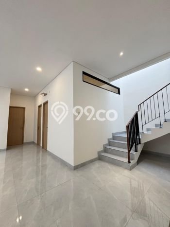 Siap Huni Hunian Elit 5 Kamar di Kelapa Gading Dekat ke Mana Saja Siap Huni Hunian Elit 5 Kamar di Kelapa Gading Dekat ke Mana Saja