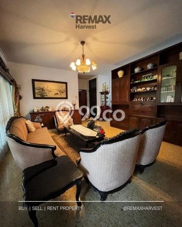 Hunian Mewah LB 340m2 Siap Pakai Desain Elegan di Kemanggisan, Jakarta Barat Hunian Mewah LB 340m2 Siap Pakai Desain Elegan di Kemanggisan, Jakarta Barat