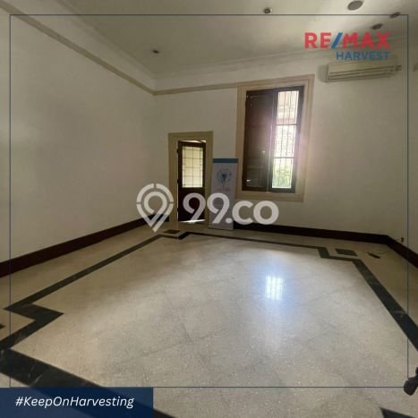 Sewa Rumah Strategis LT 1100m2 / LB 500m2 di Kemang, Jakarta Selatan Sewa Rumah Strategis LT 1100m2 / LB 500m2 di Kemang, Jakarta Selatan