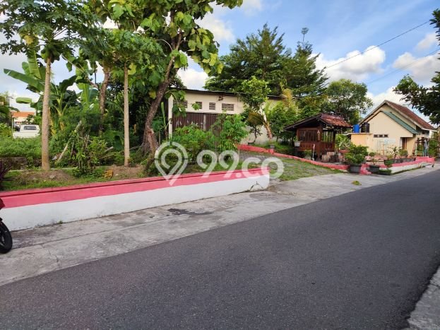 Lahan Kosong Dijual di Tegalrejo, Yogyakarta, Luas 739m2 Area Strategis Lahan Kosong Dijual di Tegalrejo, Yogyakarta, Luas 739m2 Area Strategis