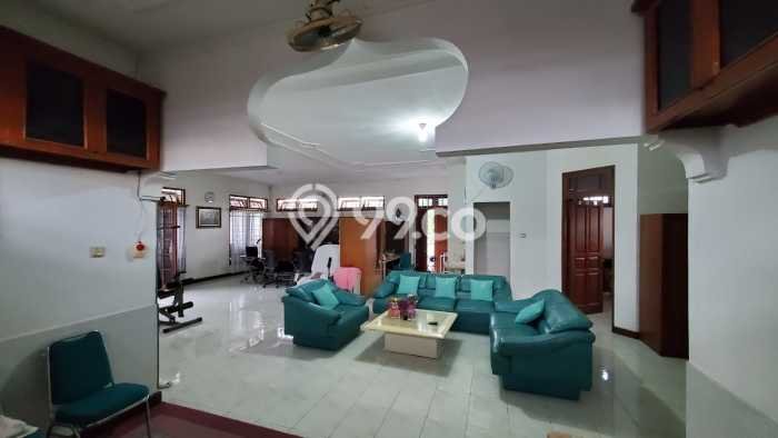 For Sale Rumah Mewah Exclusive di Jetis, Yogyakarta For Sale Rumah Mewah Exclusive di Jetis, Yogyakarta