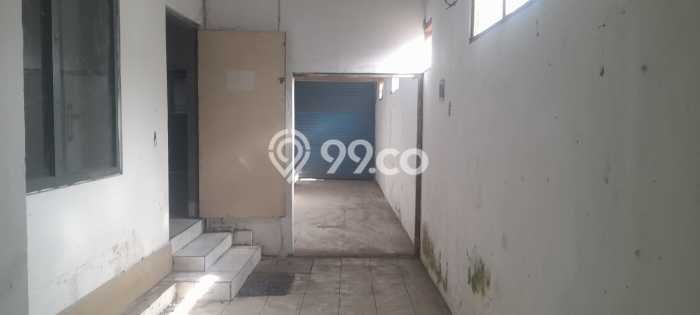 Area Ramai! Ruko Dijual di Banguntapan untuk Bisnis Luas Bangunan 256m2 Area Ramai! Ruko Dijual di Banguntapan untuk Bisnis Luas Bangunan 256m2
