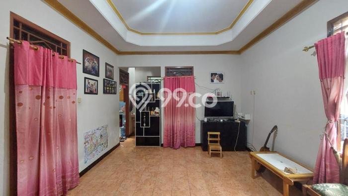 Disewakan! Rumah 4 Kamar Tidur &
2 Kamar Mandi di Maguwoharjo, Yogyakarta Disewakan! Rumah 4 Kamar Tidur &
2 Kamar Mandi di Maguwoharjo, Yogyakarta