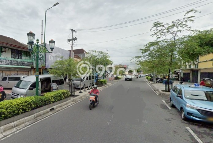 AREA BISNIS! Komersial Kawasan Jetis, Luas 225m², Jalan Utama, Ramai AREA BISNIS! Komersial Kawasan Jetis, Luas 225m², Jalan Utama, Ramai