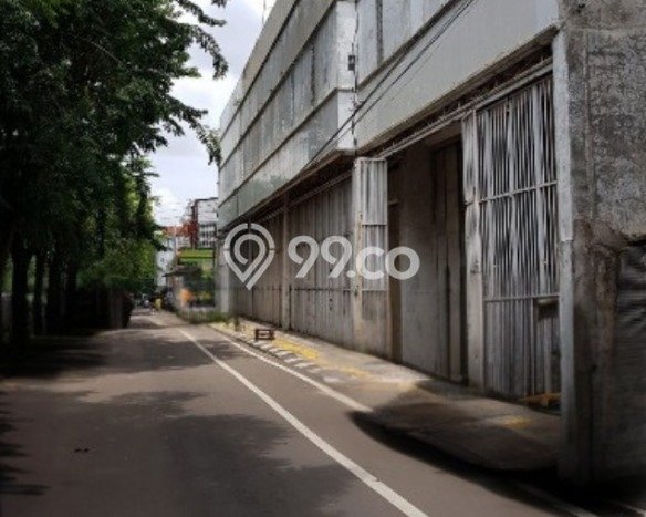 Gudang Usaha Dijual di Jebres Surakarta LT 1300m2 & LB 1671m2 Gudang Usaha Dijual di Jebres Surakarta LT 1300m2 & LB 1671m2
