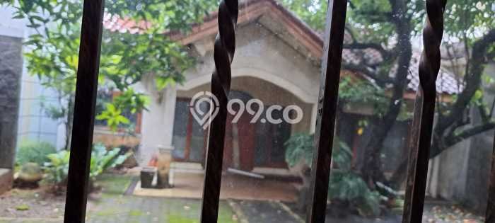 For Sale Rumah Elit Exclusive di Ciputat, Tangerang Selatan For Sale Rumah Elit Exclusive di Ciputat, Tangerang Selatan
