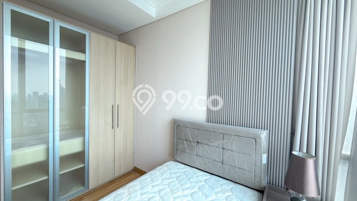 Apartemen Disewakan 3 Kamar Murah Siap Huni di Jakarta Selatan, Luas 232m2 Apartemen Disewakan 3 Kamar Murah Siap Huni di Jakarta Selatan, Luas 232m2
