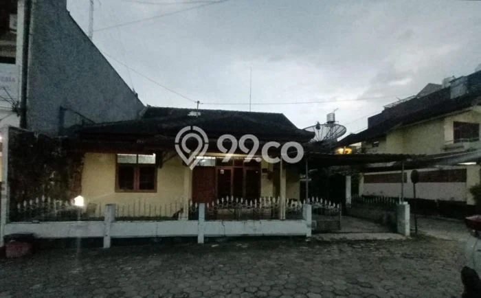 Rumah Modern Cantik 4 Kamar Bisa Langsung Pindah di Magelang Selatan Rumah Modern Cantik 4 Kamar Bisa Langsung Pindah di Magelang Selatan