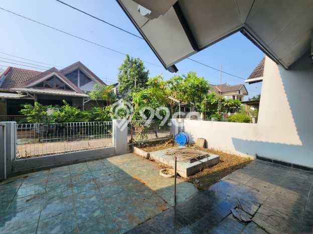 Bisa KPR! Rumah Pedurungan, Semarang, LT 200m2m² LB 140m2m² Bisa KPR! Rumah Pedurungan, Semarang, LT 200m2m² LB 140m2m²