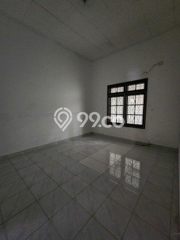 Rumah di Pedurungan, 2 KM, Design Minimalis, Luas 325m2m² LB 200m2m² Rumah di Pedurungan, 2 KM, Design Minimalis, Luas 325m2m² LB 200m2m²