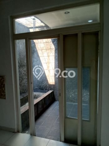 LISTING BARU! Rumah kawasan Puri Anjasmoro, Siap Huni, 3 KT, Akses Puri Anjasmoro, Semarang, Semarang, LT 120m² Bangunan 120m² LISTING BARU! Rumah kawasan Puri Anjasmoro, Siap Huni, 3 KT, Akses Puri Anjasmoro, Semarang, Semarang, LT 120m² Bangunan 120m²