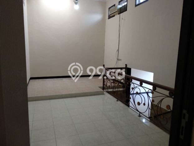 Rumah di Tanah Mas, 1 KM, Akses Mudah Fasilitas Umum, Luas 120m² LB 120m² Rumah di Tanah Mas, 1 KM, Akses Mudah Fasilitas Umum, Luas 120m² LB 120m²