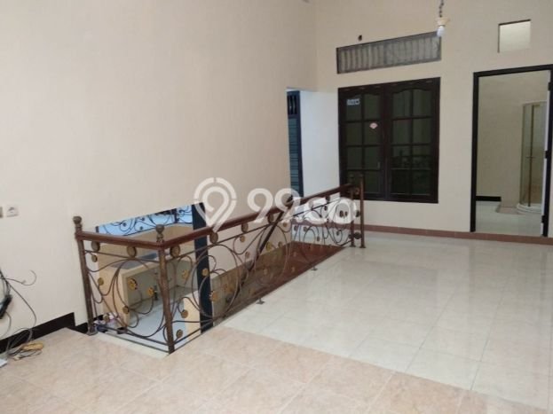 Dijual Cepat Rumah 2 KT 1 KM di Lokasi Strategis, Semarang Dijual Cepat Rumah 2 KT 1 KM di Lokasi Strategis, Semarang