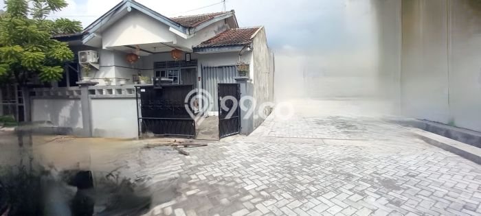 Rumah di Tanah Mas, Semarang, LT 120m² LB 120m² - JUAL CEPAT! Rumah di Tanah Mas, Semarang, LT 120m² LB 120m² - JUAL CEPAT!