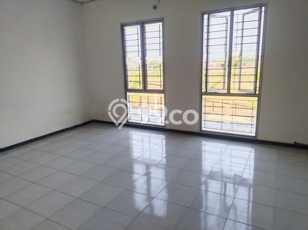 Ruko Disewakan Kawasan Semarang Timur, Luas 190m², Area Premium, Ready Bisnis Ruko Disewakan Kawasan Semarang Timur, Luas 190m², Area Premium, Ready Bisnis