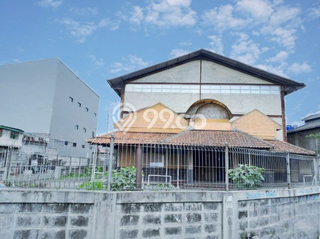 Gudang Bagus Dijual LB 600m2 Lokasi Strategis Bandung Area Cocok untuk Berbisnis Gudang Bagus Dijual LB 600m2 Lokasi Strategis Bandung Area Cocok untuk Berbisnis