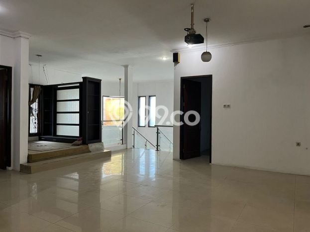 Rumah Mewah Dijual LT 334m2 di Batununggal, Bandung Rumah Mewah Dijual LT 334m2 di Batununggal, Bandung