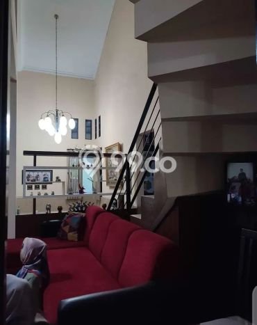 Rumah Kualitas Premium LT 170m² Akses Dekat di Jantung Kota Batununggal, Bandung Rumah Kualitas Premium LT 170m² Akses Dekat di Jantung Kota Batununggal, Bandung
