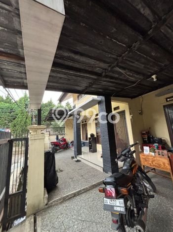 PROPERTI UNGGULAN! Rumah Strategis di Buah Batu, Luas 140m² LB 70m² PROPERTI UNGGULAN! Rumah Strategis di Buah Batu, Luas 140m² LB 70m²