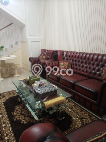 Dijual Hunian Rumah Terawat 4 Kamar di Buah Batu, Bandung Dijual Hunian Rumah Terawat 4 Kamar di Buah Batu, Bandung