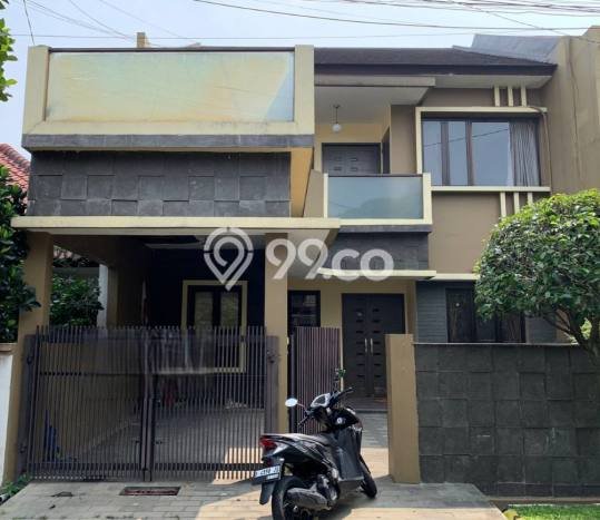Siap Huni Hunian Elit 6 Kamar di Batununggal Dekat ke Mana Pun Siap Huni Hunian Elit 6 Kamar di Batununggal Dekat ke Mana Pun