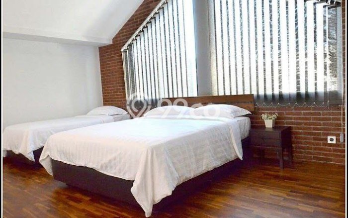Vila Strategis Kawasan , Luas 451m2m², Dekat Bandung, Bandung Vila Strategis Kawasan , Luas 451m2m², Dekat Bandung, Bandung