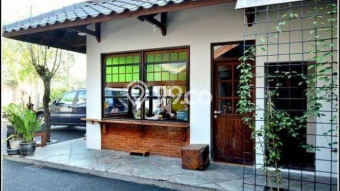 Vila Strategis Kawasan , Luas 451m2m², Dekat Bandung, Bandung Vila Strategis Kawasan , Luas 451m2m², Dekat Bandung, Bandung