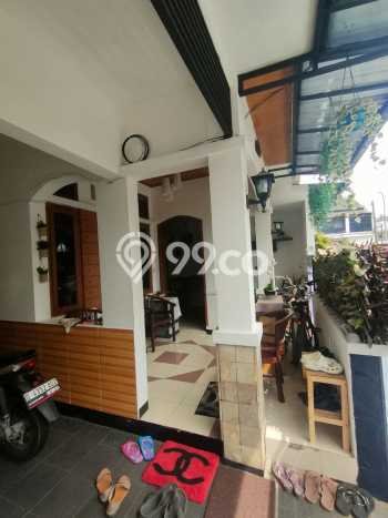 Dijual Hunian Rumah Terawat 5 Kamar di Buah Batu, Bandung Dijual Hunian Rumah Terawat 5 Kamar di Buah Batu, Bandung