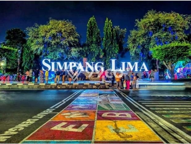 Tanah Dijual Lokasi Strategis di Semarang dengan Luas 130m2 Tanah Dijual Lokasi Strategis di Semarang dengan Luas 130m2