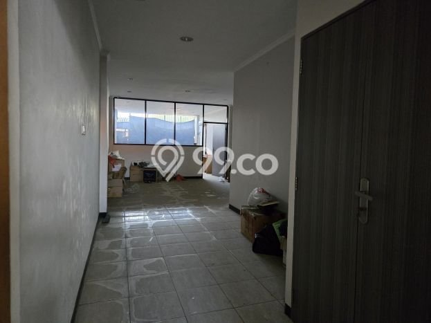 Unit Ruko Dijual di Pedurungan Semarang Luas Tanah 93m2, Luas Bangunan 285m2 Unit Ruko Dijual di Pedurungan Semarang Luas Tanah 93m2, Luas Bangunan 285m2