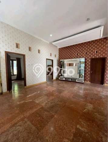 Hunian Mewah Dijual LT 355m2 di Banyumanik, Semarang Hunian Mewah Dijual LT 355m2 di Banyumanik, Semarang