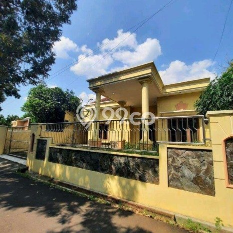 Hunian Mewah Dijual LT 355m2 di Banyumanik, Semarang Hunian Mewah Dijual LT 355m2 di Banyumanik, Semarang