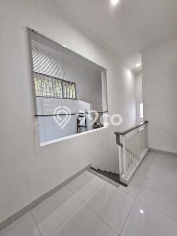 Disewakan Rumah Konsep Modern di Semarang Barat Semarang dengan 4 Kamar Disewakan Rumah Konsep Modern di Semarang Barat Semarang dengan 4 Kamar