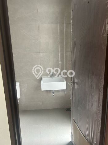 Hunian Nyaman Asri 2 KT Siap Huni di Bintaro Tangerang Selatan Hunian Nyaman Asri 2 KT Siap Huni di Bintaro Tangerang Selatan
