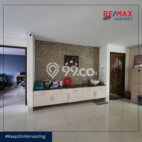 Hunian Elit LB 650m2 Siap Huni Desain Elegan di Green Ville, Jakarta Barat Hunian Elit LB 650m2 Siap Huni Desain Elegan di Green Ville, Jakarta Barat