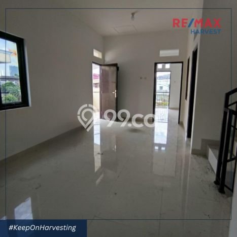 For Sale! Luxury House LT 102m2 Desain Elegan di Duri Kepa For Sale! Luxury House LT 102m2 Desain Elegan di Duri Kepa