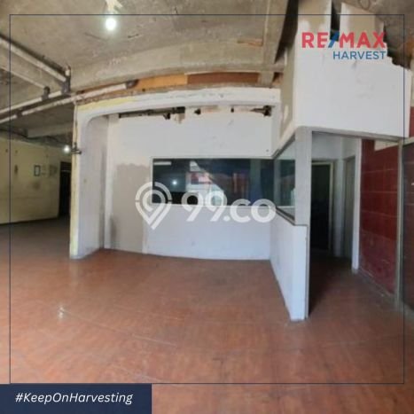 Ruko Dijual di Jakarta Barat LT 277m2 & LB 700m2 Lokasi Terbaik! Ruko Dijual di Jakarta Barat LT 277m2 & LB 700m2 Lokasi Terbaik!