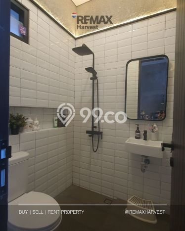 Dijual Rumah 4 Kamar Lokasi Ideal Nyaman dan Strategis di Ciputat Dijual Rumah 4 Kamar Lokasi Ideal Nyaman dan Strategis di Ciputat