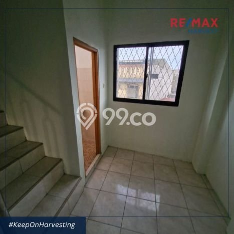Ruko Dijual Lokasi Emas di Jelambar Luas 135m2 Ruko Dijual Lokasi Emas di Jelambar Luas 135m2