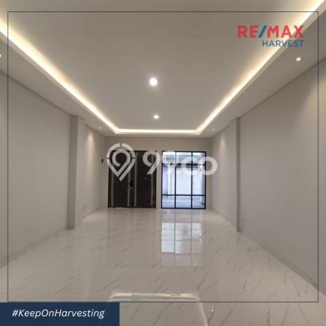 Hunian Luxury Siap Huni di Jakarta Barat Fasilitas Lengkap Hunian Luxury Siap Huni di Jakarta Barat Fasilitas Lengkap