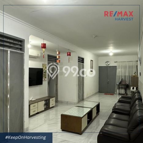 Bisa KPR! Rumah Strategis area Jelambar, Luas 154m² LB 110m² Bisa KPR! Rumah Strategis area Jelambar, Luas 154m² LB 110m²