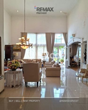 For Sale! Luxury House LT 700m2 Desain Elegan di Pondok Indah For Sale! Luxury House LT 700m2 Desain Elegan di Pondok Indah